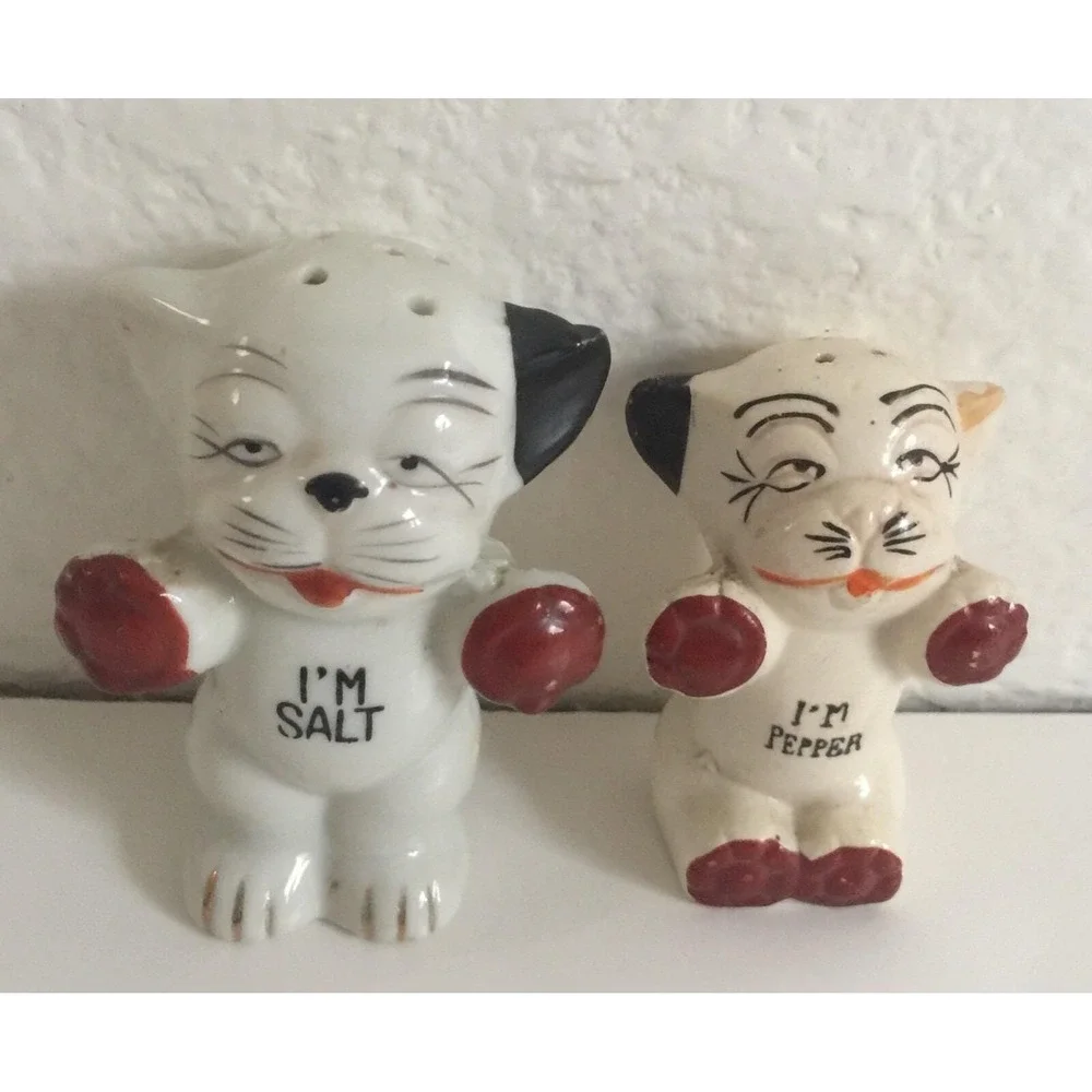 Vintage Pair I'm Salt I'm Pepper Bull Dog Salt and Pepper Shakers French bulldog